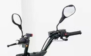 WANYU Varko E15 4×4, ATV eléctrico — Manillar y retrovisores